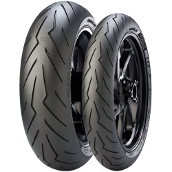 Pneu arrière Pirelli Diablo...